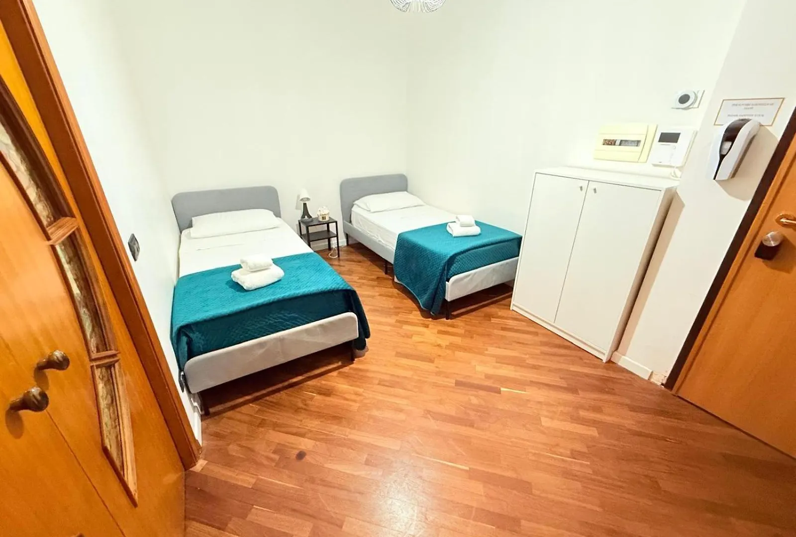 House Montesanto 21 Apartman Nápoly 0*,  Olaszország